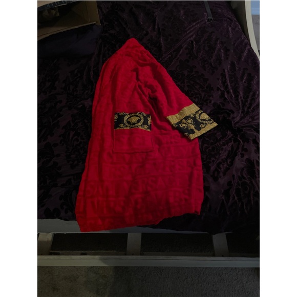 Versace Robe - Picture 2 of 5